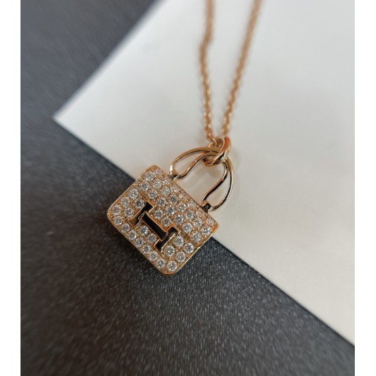 Hermes Amulette Constance necklace Hermes Amulette Constance necklace