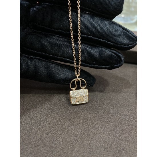 Hermes Amulette Constance necklace Hermes Amulette Constance necklace