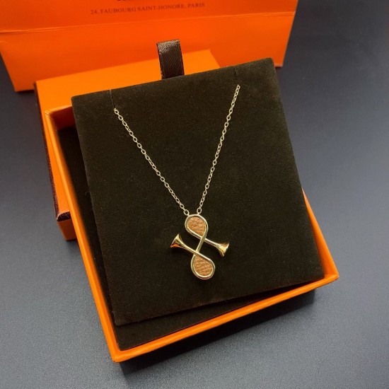 Hermes Cor H necklace
