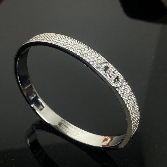 Hermes H D'Ancre diamond bracelet Hermes H D'Ancre diamond bracelet