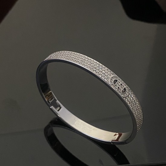 Hermes H D'Ancre diamond bracelet Hermes H D'Ancre diamond bracelet