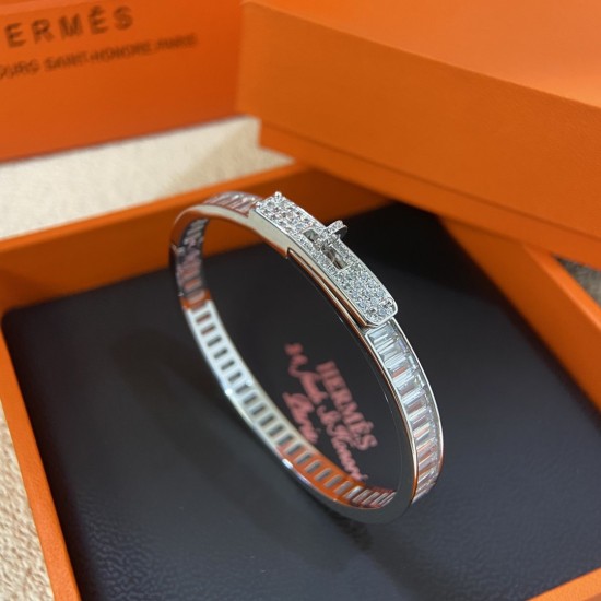 Hermes H Kelly Baguettes diamond bracelet Hermes H Kelly Baguettes diamond bracelet