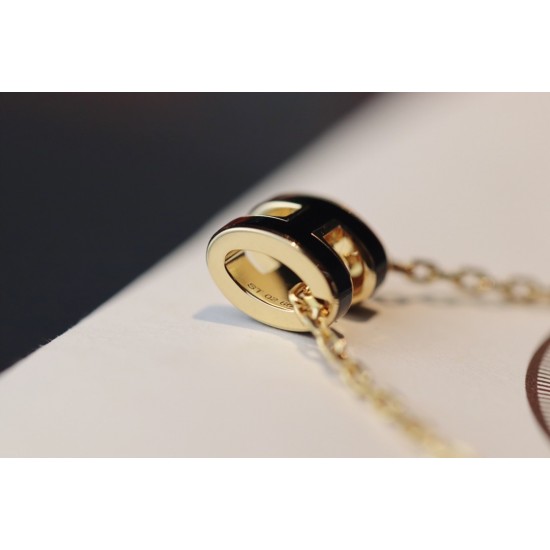 Hermes POP H necklace