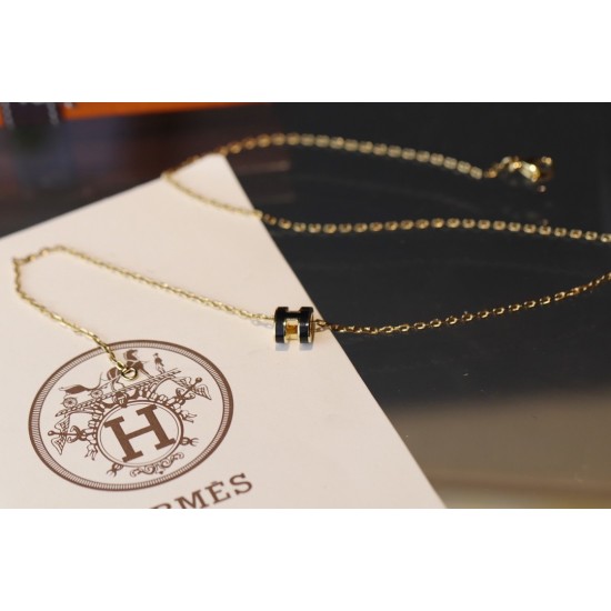 Hermes POP H necklace