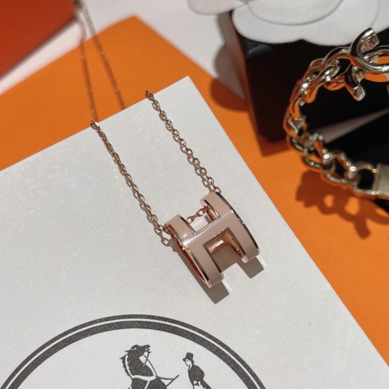 Hermes POP H necklace