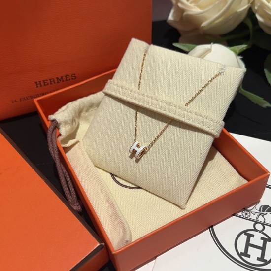 Hermes POP H necklace