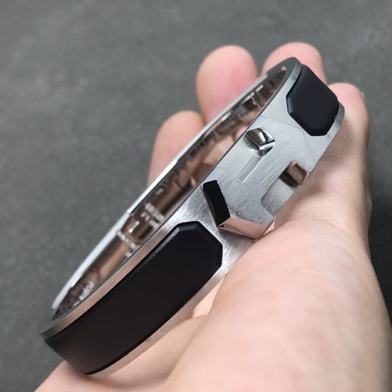 Hermes Super H bracelet