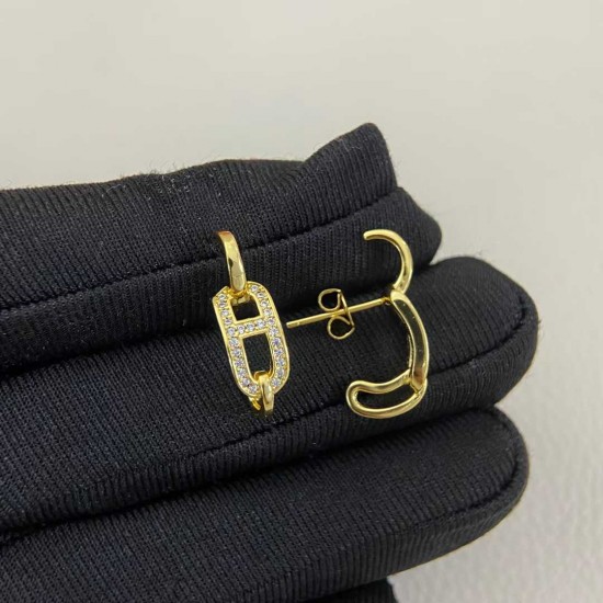 Hermes Boutons D'Oreilles diamond ear ring Hermes Boutons D'Oreilles diamond ear ring