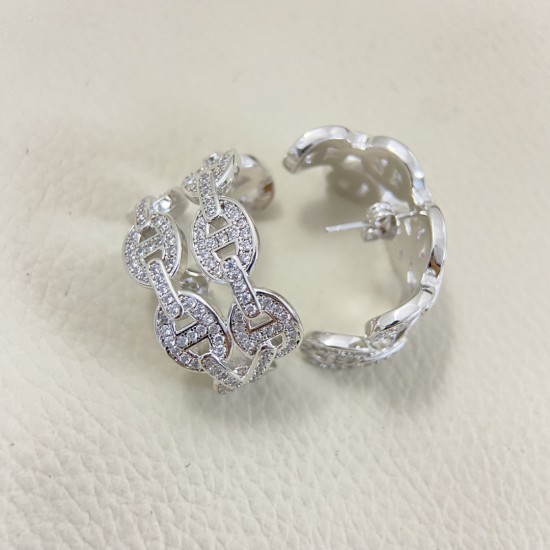 Hermes Chaine d'ancre Enchainee ear climber diamond earrings