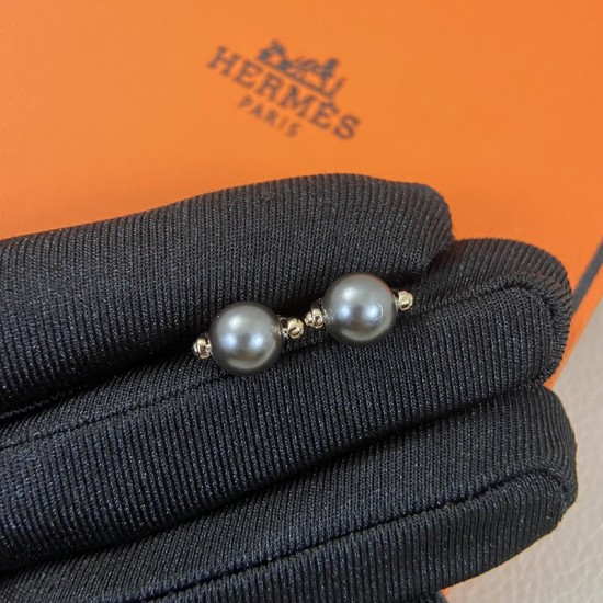 Hermes Chandra earring