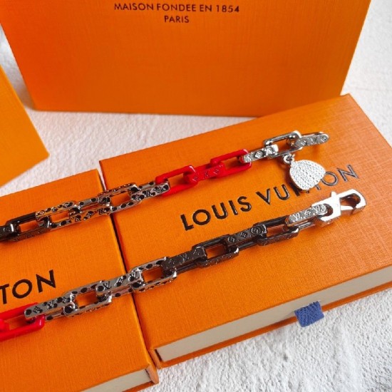 LVxYK Paradise chain red black bracelet