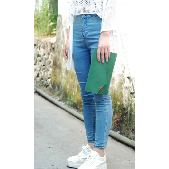 With instruction - Laser cut Acrylic template, leather clutch pattern, A-101