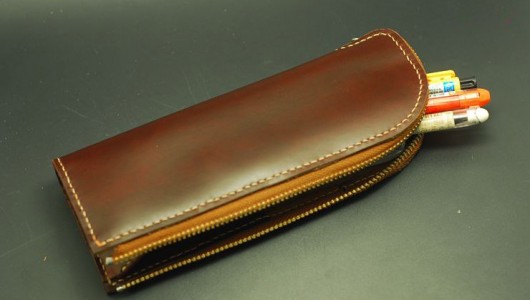 How to make a leather pencil case How to make a leather pencil case