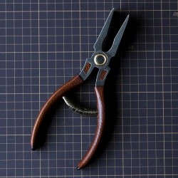 Pliers