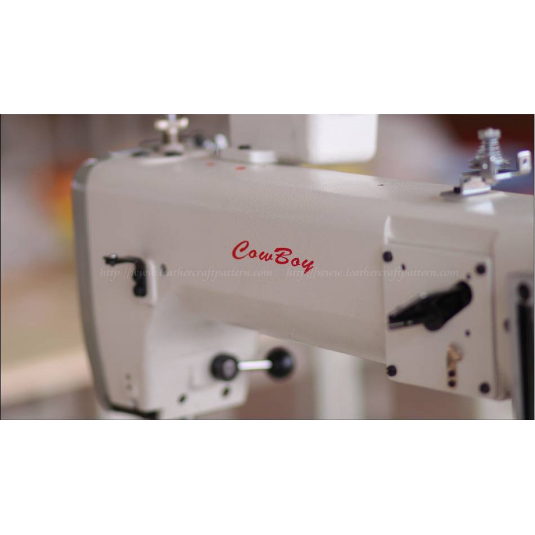 Free shipping worldwidCowboy CB4500 Heavy Leather Sewing Machine