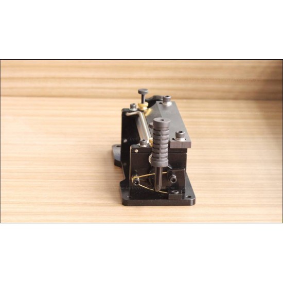 Free shipping worldwide-Cowboy Deluxe leather splitter machine