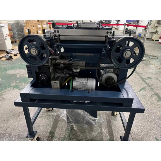 Free shipping worldwide - Studio use leather splitting machine