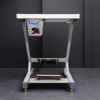 801 skiver 550 desk with socket