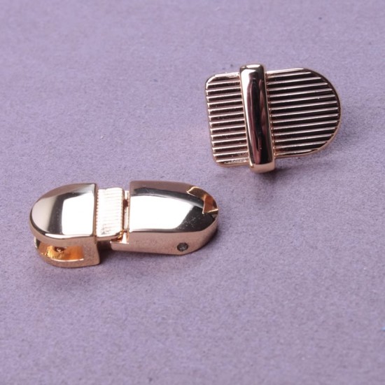 Alloy spring slot lock