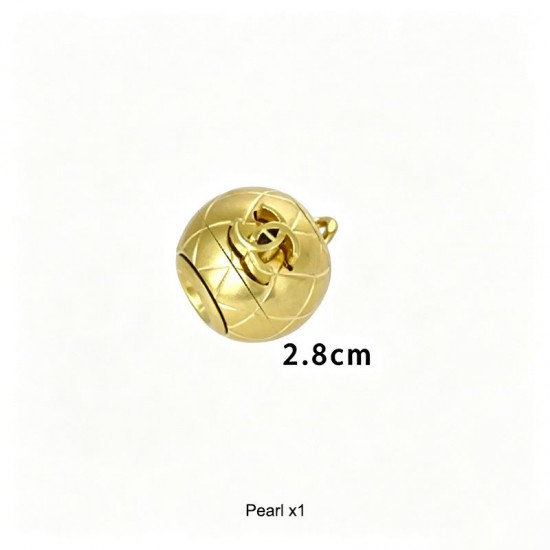 Bag repair hardware, Chanel Pearl Crush Square Mini Bag repair hardware, Chanel Pearl Crush Square Mini