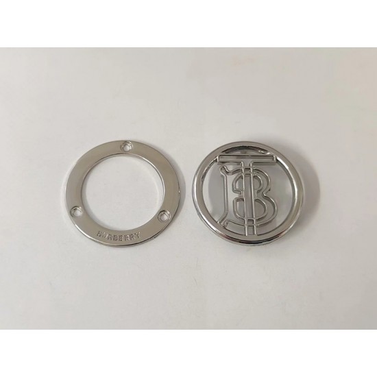 Burberry brooch No.1, 27.4mm x 19.3mm