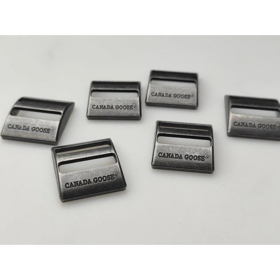 Canada Goose tri-glide buckle No.1