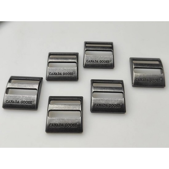 Canada Goose tri-glide buckle No.1