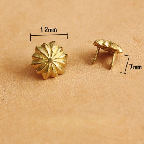 Copper Chrysanthemum nail - Leather Accessory - Key Hook- Leathercraft Supplies- Leather craft Ornament Copper Chrysanthemum nail - Leather Accessory - Key Hook- Leathercraft Supplies- Leather craft Ornament
