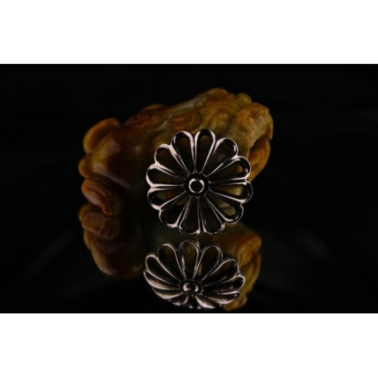 Concho button - silver hollow chrysanthemum- Bracelet Accessory - Key Hook- Leathercraft Supplies- Leather craft Ornament Decoration