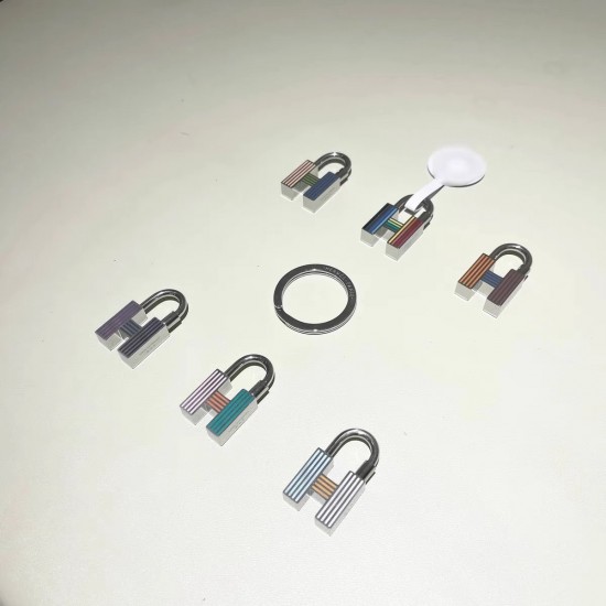 H Cadenas Quizz Rainbow key ring