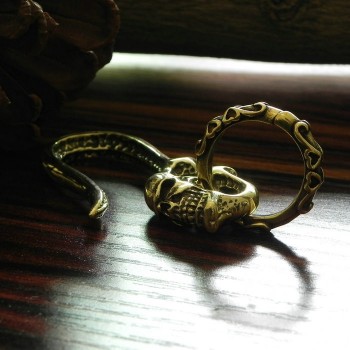 Concho button -Skull hook with ring- wallet Accessory - Key Hook- Leathercraft Supplies- Leather craft Ornament Concho button -Skull hook with ring- wallet Accessory - Key Hook- Leathercraft Supplies- Leather craft Ornament