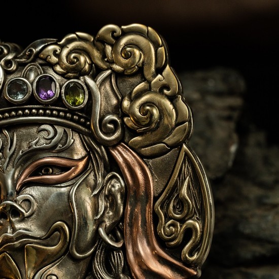 World debut - original Crane boy waist belt buckle