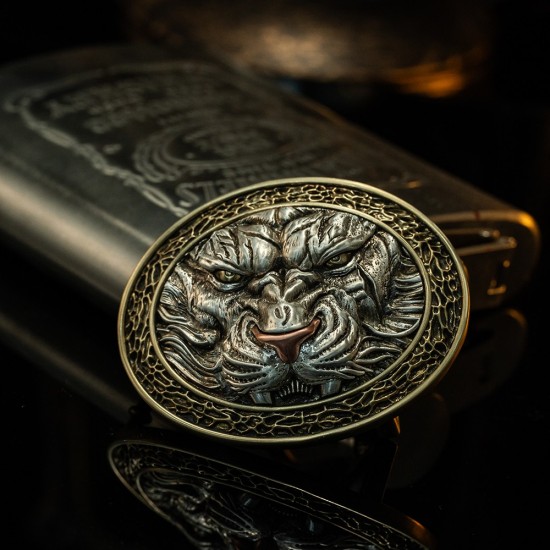 World debut - original Tiger waist belt buckle