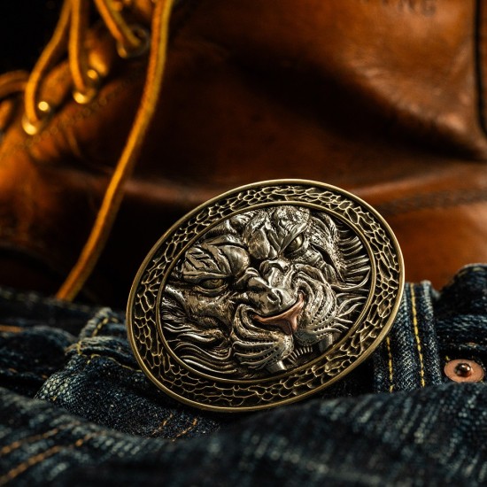 World debut - original Tiger waist belt buckle