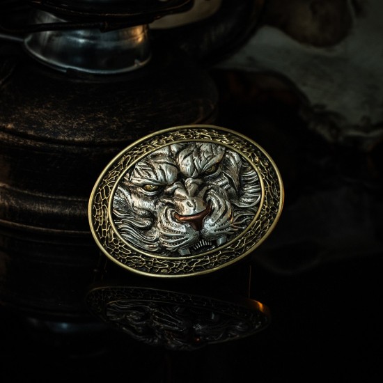 World debut - original Tiger waist belt buckle
