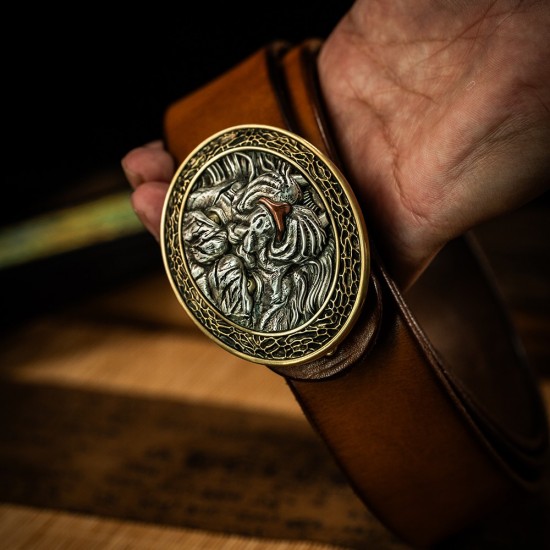World debut - original Tiger waist belt buckle