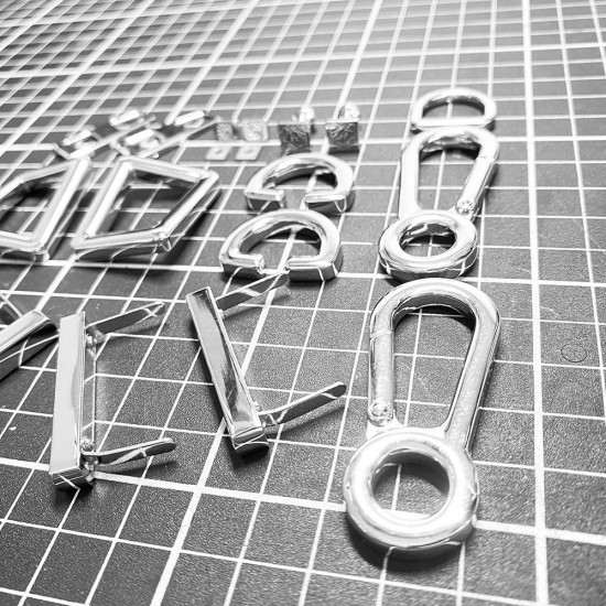 LOEWE Puzzle hardware kit ACC-190