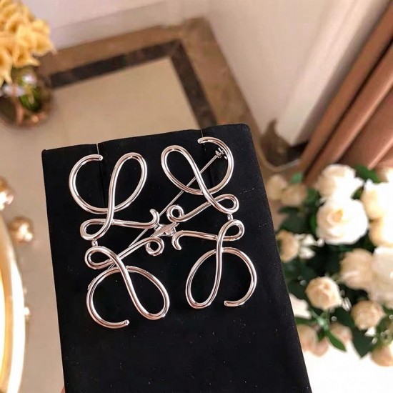 LOEWE Flamenco bag hardware, Anagram brooch LOEWE Flamenco bag hardware, Anagram brooch