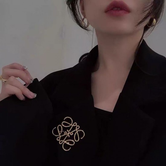 LOEWE Flamenco bag hardware, Anagram brooch LOEWE Flamenco bag hardware, Anagram brooch