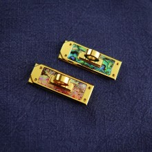 Stainless steel H shell twist lock No.3