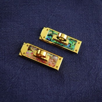Stainless steel H shell twist lock No.3