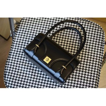 High quality stainless steel 22cm square twist lock