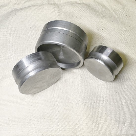 World debut - Round badge bending tool