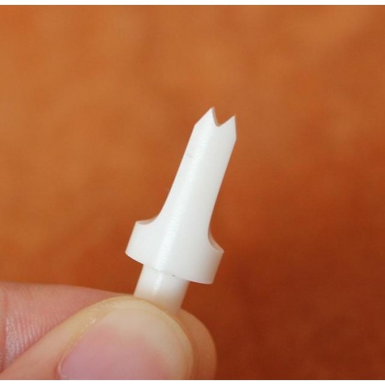 Ceramic swival knife blade