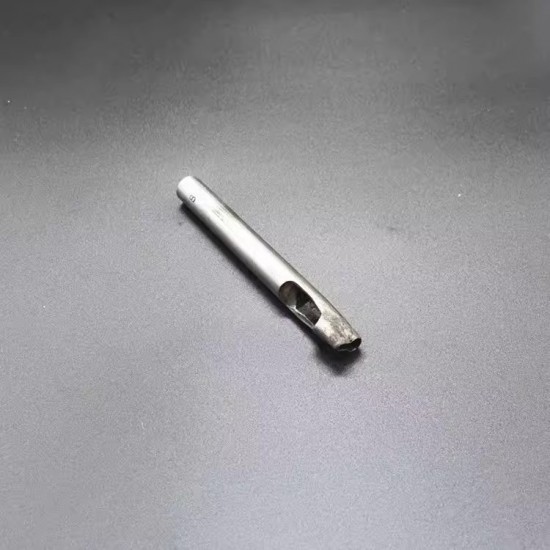 Stud punch, special puncher