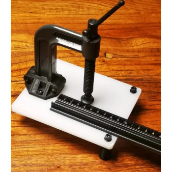 World debut - G clamp presser plateform suite