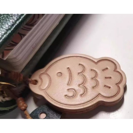 Fish leather stamp with leather die