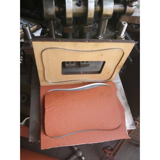 World debut free shipping- Hand crank leather cutting machine, leather die presser World debut free shipping- Hand crank leather cutting machine, leather die presser