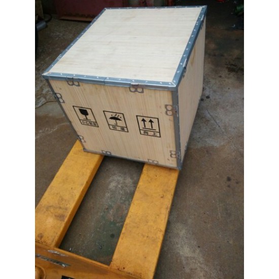 World debut free shipping- Hand crank leather cutting machine, leather die presser World debut free shipping- Hand crank leather cutting machine, leather die presser