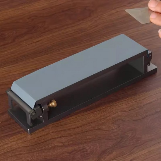 Sandpaper clamper